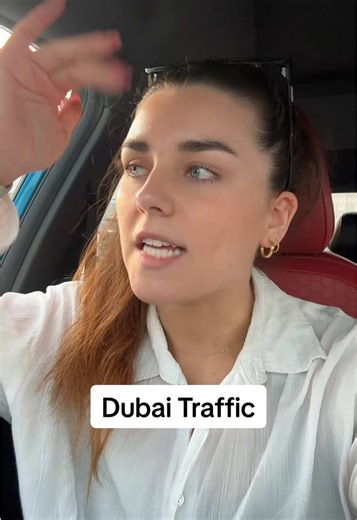 I’m just a girl standing in front of a commute asking it to stay short 🚗 #dubaicontent #dubaicreator #dubaiinfluencer #expatindubai #dubaitraffic