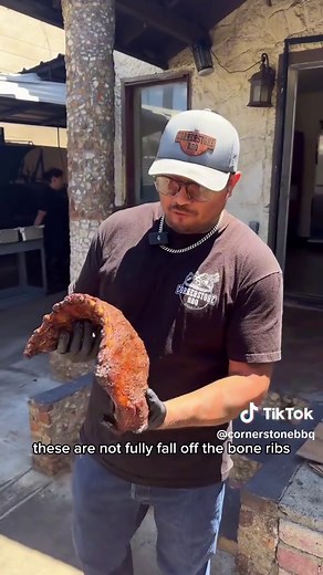 Mastering the Texas Crutch for Perfect Smoked Ribs
