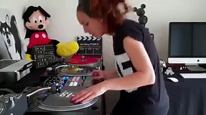 192K views · 5.1K reactions | Let's start this weekend with some scratchs  911 track by Oryane Wilson | DJ Lady Style | Facebook