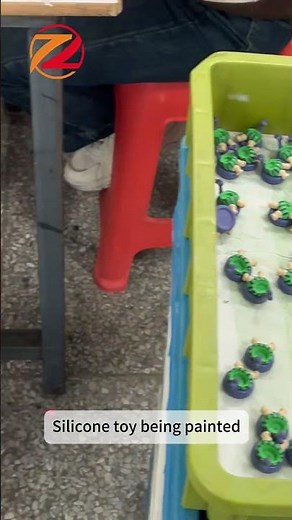 Environmentally friendly, safe, and non-toxic materials meet toy testing standards. ✅
