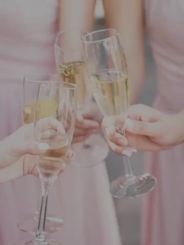 Signature sips for a sun-kissed celebration! 🍹✨ Here are 15 refreshing cocktail ideas to elevate your summer wedding with vibrant flavors and a stylish twist. From classic favorites to floral-infused delights, these drinks are as photogenic as they are delicious! 🌿🍉🍋 Which one would you toast with? 🥂👇 #royceweddings #weddingexitideas #SummerWedding #SignatureCocktails #WeddingDrinks