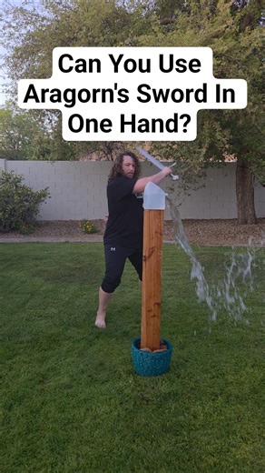 Can You Use Aragorn's Sword, Anduril, In One Hand? Combo Cut #swordier #lotr #medievalweapons