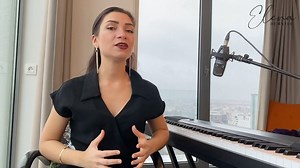 4.5K views · 83 reactions | Comment apprendre à respirer pour chanter ? Quelle est la technique à mettre en place pour respirer correctement pour chanter ? Apprendre à respirer avec le ventre, ça veut dire quoi ? Je vous dis tout ! | Elena Hurstel - Mentor Vocal | Facebook