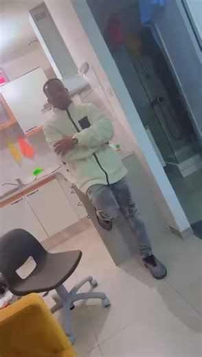 Vidéos de Camara (@camarasayon20) avec son original - REGGAE_ONE_LOVE