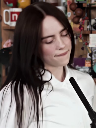 into you🫦 — effects/scp in bio! ✦ ib me/ac mctates ➤ twitch by overbills ✦ coloring by me: 'solo' ➤ topaz/quality by me ✦ dt @billieeilish #billieeilish #edit #billieeilishedits #fyp #iloveyou #foryoupage #aftereffects