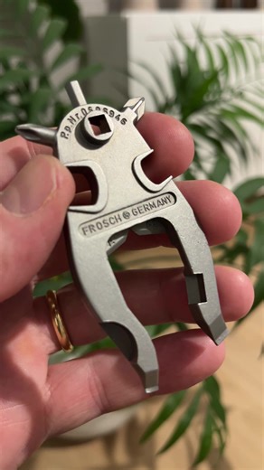 Frosch Germany EDC Pry Tool: Compact Utility for Every Day