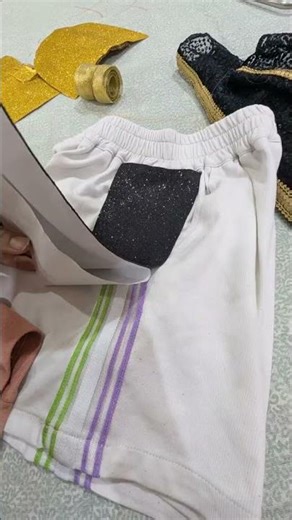 How I made k-pop demon hunter Rumi's costume for Halloween from scratch for my kid.