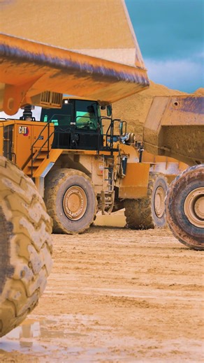 Should we switch our logo to this color?