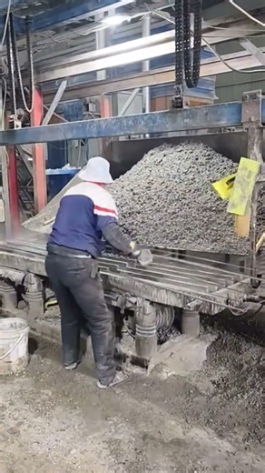 How Mud Bricks Are Made! DIY Building Blocks