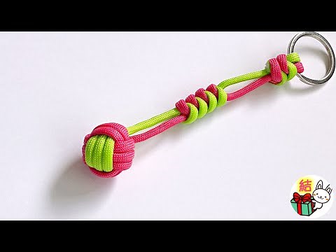 Two-color keychain with monkey fist knot and snake knot. Cute strap made with paracord / How to t...