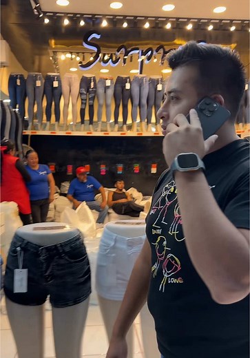Por eso no avanzan 😅 #Jeans #emprendedores #mayoristas #negocio #surprise #compraonline #enviosnacionaleseinternacionales✈️ #surtetunegocio #viral
