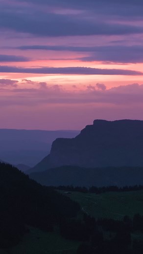 826K views · 1.5K reactions | POV : Passer en mode vanlife en moins de 2 min grâce au Pack Sleep de Nouveau Dacia Duster ⛺️ --- Pour les trajets courts, privilégiez la marche ou le vélo #SeDéplacerMoinsPolluer | Dacia | Facebook