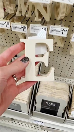 Let the Christmas crafting commence! First project of the season: a DIY Monogram Snow Globe Candle inspired by Anthropologie! It s always fun to put your own twist on a project, so you could modify this with any embellishments you already have. #christmascraftsdiy #snowglobecraft #anthropologiedupe | Teressa Miracle | Facebook