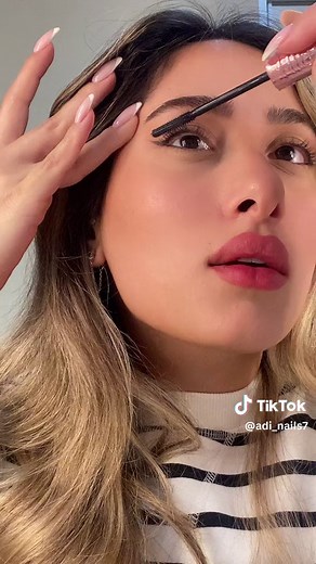 My basic go out makeupp💄🎨💁🏼‍♀️👄🩷🍒⚡️😍🌸 #nails #viral #איפור #מייקאפ #שגרתערב #funny #makeup #makeuptutorial #gooutside #basic #basicmakeup #brush