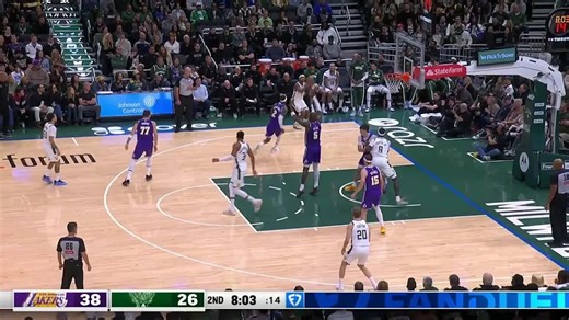 Gary Harris drills the trey