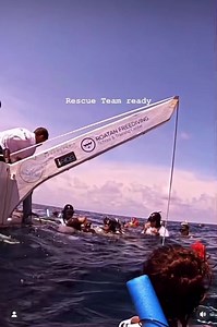 ~ BLACK OUT COMING BACK FROM 125m/410ft ~ We usually try to hide accidents in Freediving to avoid giving a bad image and bring freediving closer to the general public. Black out rarely occurs, but when it happens, as part of our sport and with the appropriate protocols, as you can see in the video (as it would happen in other sports like climbing) I had no consequences. Thanks to the @roatanfreediving team who put on an impeccable performance and mentally allowed me to face this world record att