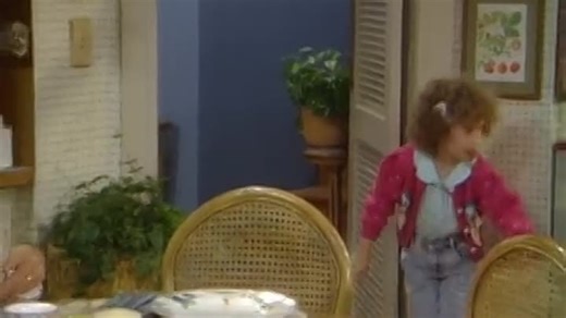 Growing Pains S06E13 The World According to Chrissy