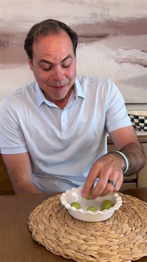 He Eats 12 Grapes in 30 Seconds Every New Year's Eve — Here's Why 🍇