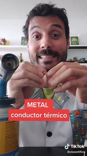 Conductores y Aislantes Térmicos: Experimento y Explicación