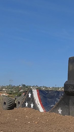 23M views · 278K reactions | Roll back #monstertruck #stunt #flip #offroad #losi #RC | Big ‘Merica_rc | Facebook