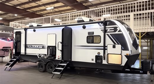 Keystone's 2026 Bullet Premium 265FKS Has a Wild Kitchen and Is Ready for Outdoor Lovers