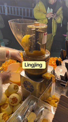 Fresh juice,instantly Powerful,fast,reliable #commercialjuicer #coldpressedjuice #juicer #coldpressjuicer #juicer