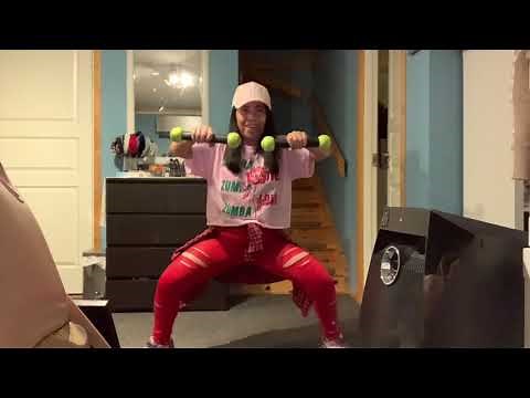 Dance workout for 10 minutes with zumba toning sticks