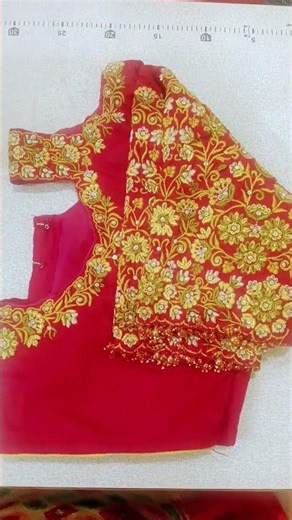 computer work blouse stitching complete with designer in neck ❤️❤️❤️