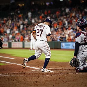 171K views · 2.5K reactions | Jose Altuve with his 3rd HR in 2 days.  | MLB | Facebook