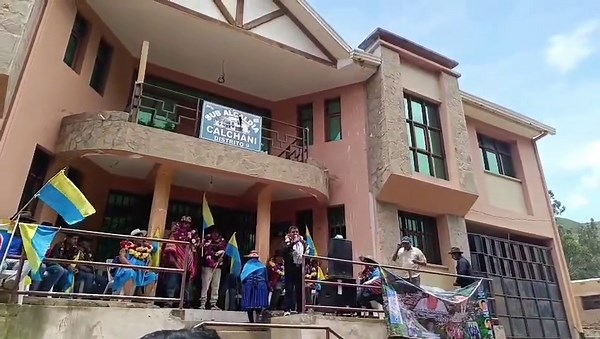 Nos reciben Los hermanos de la central regional Calchani del Municipio de Independencia #cochabamba #bolivia #ayopaya