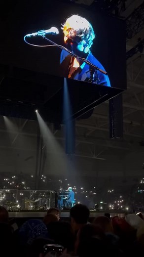 The Unmatched Emotion of Tom Odell's Live Performances
