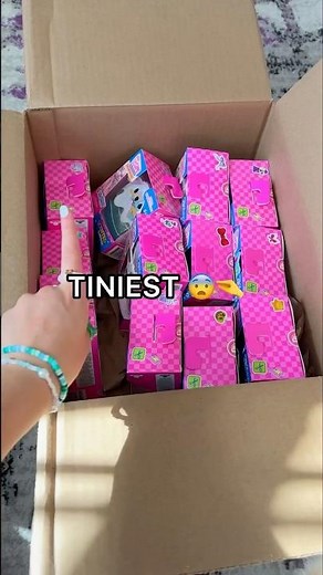 I Found the World’s TINIEST BACKPACKS! 😱🌎🎒*sensory unboxing*