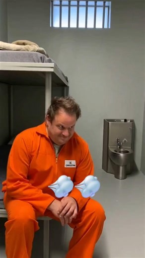 Bourgault en prison* 👮‍♂️💨 (ep 6) #memesqc #humour #pet #prison #sebastienbourgault #qc