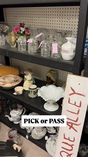 UNUSUAL PYREX INSULATORS! Would you pay this much? | Part-Time Pickers