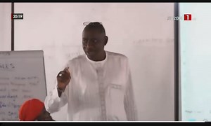 1.5K views · 34 reactions | Atelier de formation des Coopératives Productives Solidaires (CPS) sur les produits et services offerts par les Institutions de Microfinance en cours à Kaolack du 17 au 19 novembre 2025. Je remercie le Ministère de la Microfinance et de l'Economie Sociale Solidaire ainsi que le Fonds d'Impulsion de la Microfinance qui ont porté leur choix sur ma modeste personne pour assurer la formation des 16 CPS participantes. Alhamdou lillah ! | Lamine Gueye | Facebook