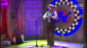 The_Rhyme_Rocket_S01E12_Clothes