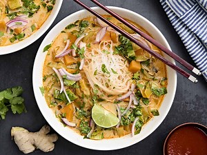 Bold, Cozy, and Easy—This Thai Curry Soup Hits Every Note