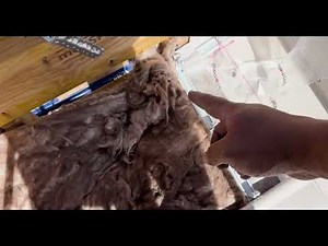 Setting up a first roof sheet (Kliplock)