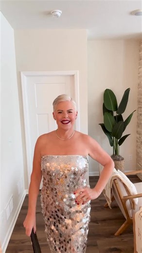 Amy E. on Instagram: "Serving disco ball energy for NYE in this fabulous silver sequin party dress from Amazon. Paired with designer accessories to complete the look. Comment sequins for the link or go to my Amazon Storefront - link in bio. #amazonfinds #fashion #over40style"