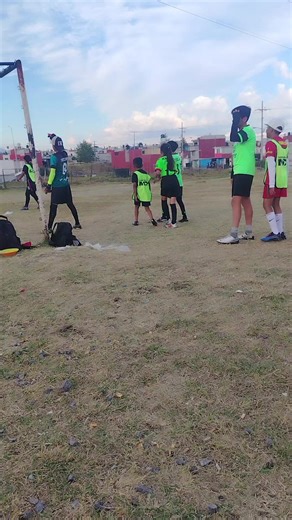 Videos de Helen Pevi (@helenpevi) con “Soy Deportista - kotlerklaus”