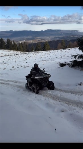 Hillclimb ATV on snow