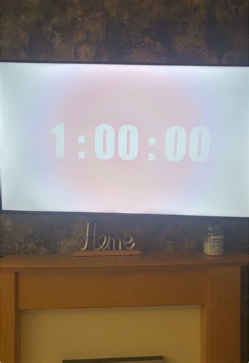 Set a 1 hour timer and clean as much as possible whilst listening to 90’s R&B⏱️🧹 #1HourClean #CleaningChallenge #CleanTok #SpeedCleaning #HouseReset