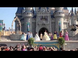 Merida's Coronation with all Disney Princesses in Walt Disney World!