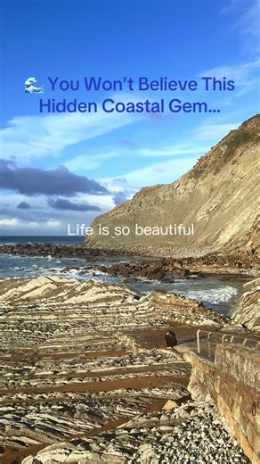 Meet Zumaia – a stunning coastal town in the Basque Country, Spain, famous for its dramatic cliffs, unique rock formations, and beautiful beaches. 🏖️✨ It’s a paradise for hikers, photographers, and anyone who loves breathtaking natural landscapes. Don’t miss the chance to explore its incredible flysch cliffs – a geological wonder millions of years in the making! ⛰️🌊 #Zumaia #HiddenGems #BasqueCountry #TravelSpain #CoastalViews