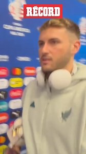 218K views · 1.5K reactions | Asi se fue Santi Giménez tras el triunfo de México ante Jamaica | RÉCORD México | Facebook