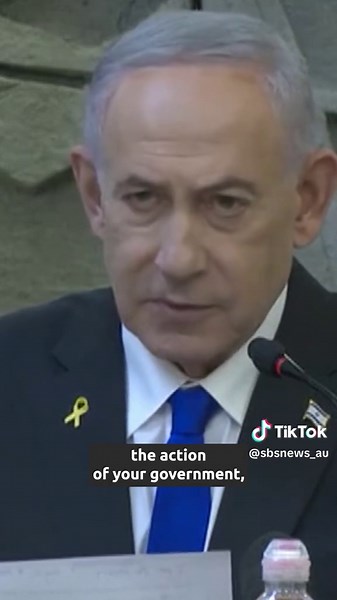 World leaders have offered condolences for the 15 victims killed and dozens injured in Sunday's mass shooting at Sydney's Bondi Beach. Israeli Prime Minister Benjamin Netanyahu criticised the Australian government for insufficient action against antisemitism. Worldwide, security has been heightened at Hanukkah events amid fears of potential copycat attacks. Read more @sbsnews_au (link in bio).