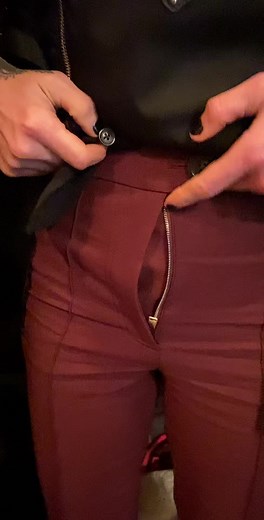 Help!? How can i keep my zipper from falling down? #fashionhacks #fashionadvice