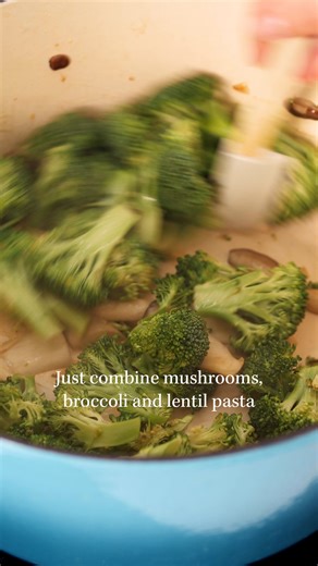 7.9K views · 30 reactions | Are you looking for a delicious and nutritious meal option to add to your meal prep routine? Look no further than our Supergreen Pasta! This dish is not only bursting with flavor but is also packed with key nutrients for a plant-based diet. Recipe is in the comments  | Plantbaes | Facebook