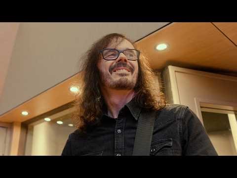 UK Foo Fighters - Band On The Run | MUSIC VIDEO