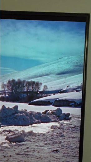 The Searchers - CAR IN THE BACKGROUND!
